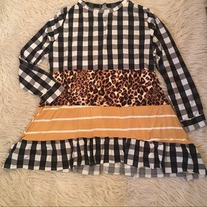 Mixed print tunic😍